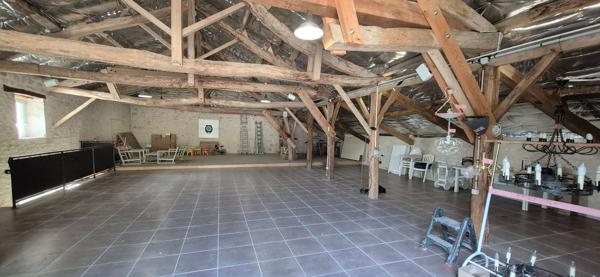 Vente propriété 364 m² 11 Pièces Montcuq