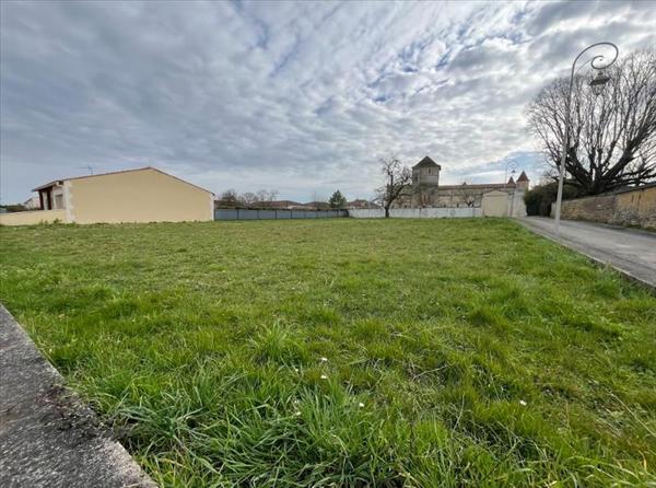 Terrain à vendre |  Écoyeux |  365 m²