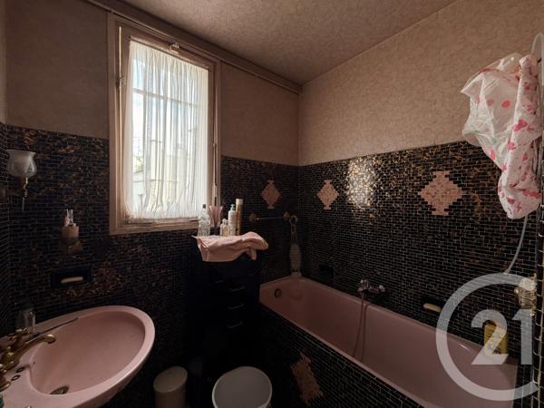 Appartement F3 à vendre  3 pièces - 57,45 m 2   PARIS  - 75016