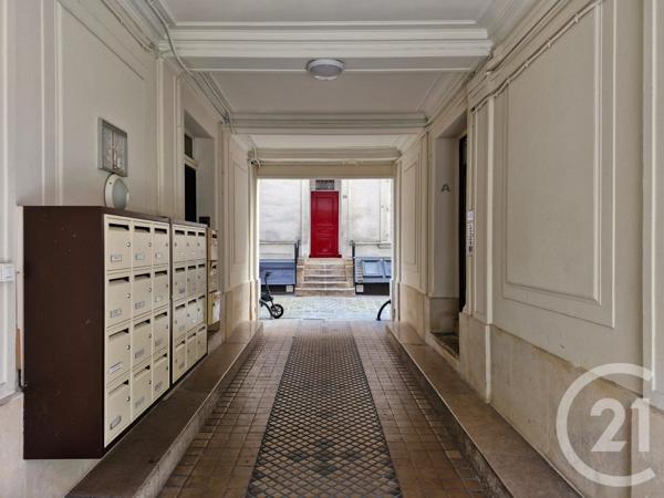 Chambre à vendre  1 pièce - 5,37 m 2   PARIS  - 75009