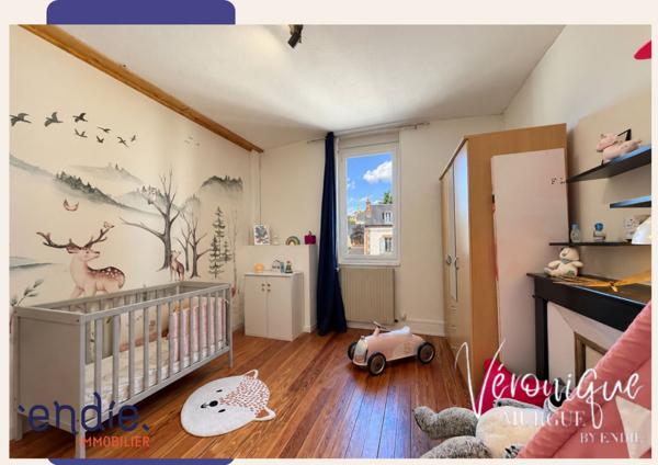 Demeure de caractère 130m2, 6 Chambres, dépendance et double garage en plein coeur de Moulins, endie immobilier, Veronique Murgue