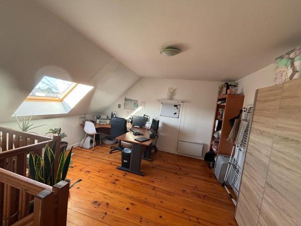 Pour investissement, évreux, dans un quartier calme, maison louée avec garage.