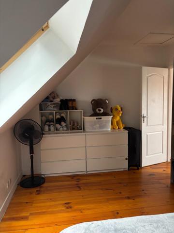 Pour investissement, évreux, dans un quartier calme, maison louée avec garage.