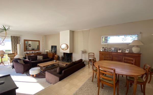 Maison à vendre    5 pièces •  Rouxmesnil-Bouteilles