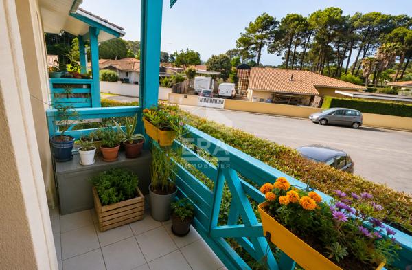 Appartement T2 1er et dernier étage - proches commerces - au calme
