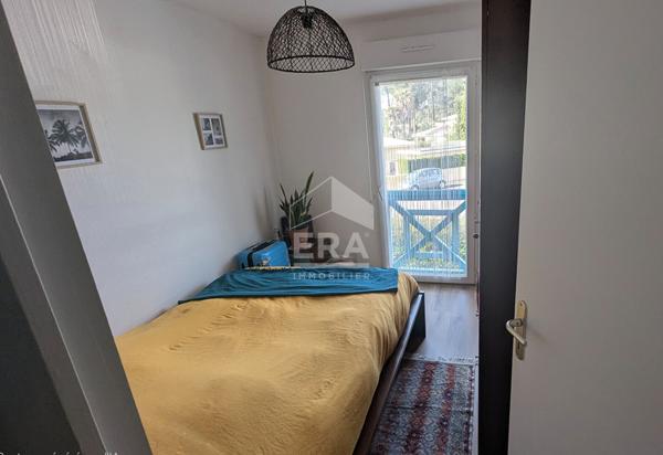 Appartement T2 1er et dernier étage - proches commerces - au calme