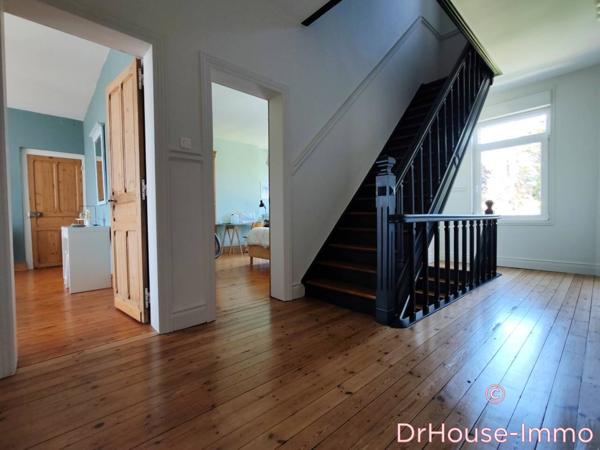 Maison à vendre 12 pièces de 338 m²