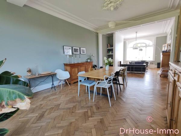 Maison à vendre 12 pièces de 338 m²