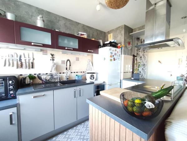 Appartement à vendre à Orléans dans le Loiret (45100), ref : CHAUB032026   
SAINT MARCEAU