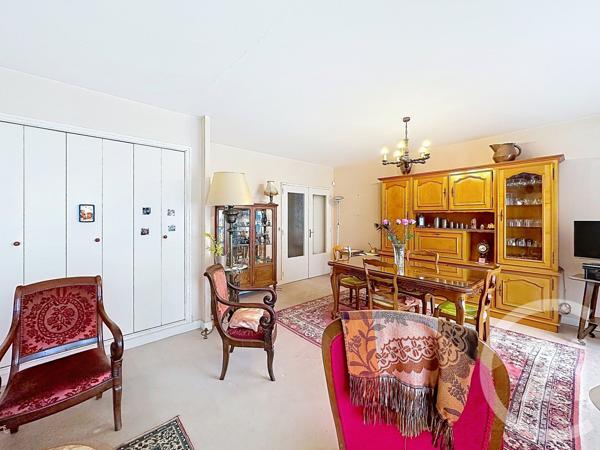 Appartement F4 à vendre  4 pièces - 82,74 m2 CHOISY LE ROI - 94