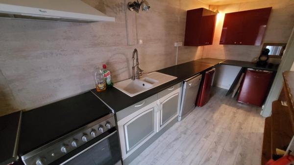 Maison de ville avec terrasse et jardinet