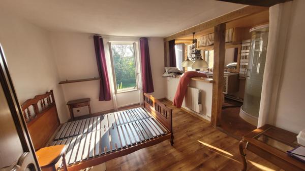 Maison de ville avec terrasse et jardinet