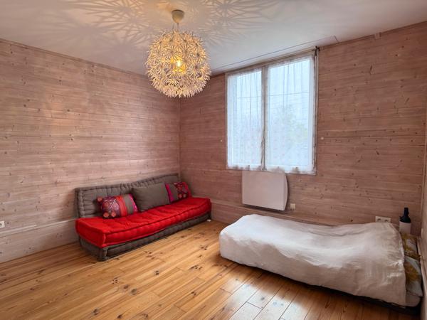 Maison 3 chambres, 1 bureau, charme de l'ancien modernisé, gare à 10 min, Cimetière de l'Est - St-Hélier