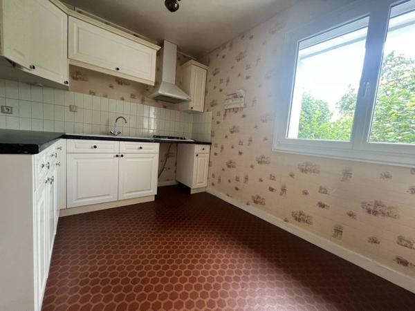 Cadre verdoyant et calme pour ce 3 pièces à Chatou