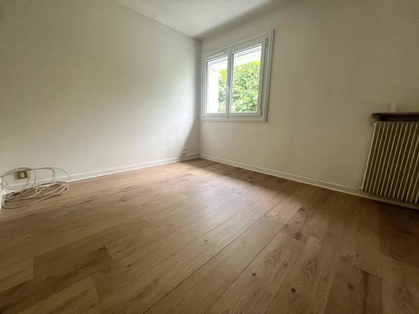 Cadre verdoyant et calme pour ce 3 pièces à Chatou