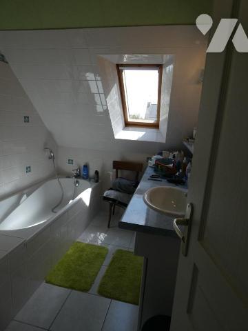PLOUBALAY Maison 4 chambres