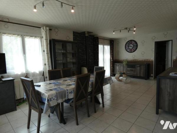 PLOUBALAY Maison 4 chambres
