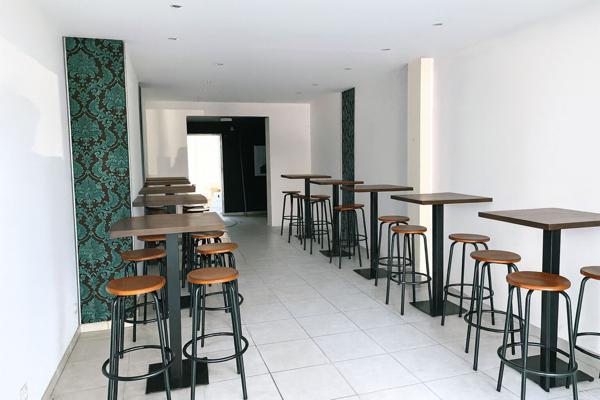 Local commercial centre-ville de Royan, 200m de la plage / investissement locatif