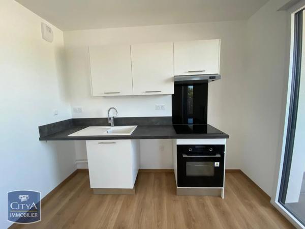 Appartement à louer 3 pièces 60.93m² Tours (37100)