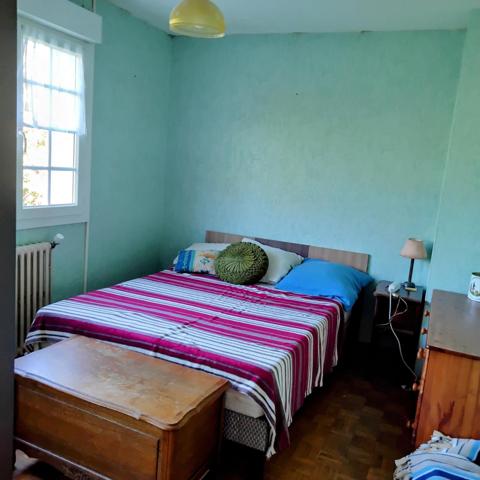 Maison à CARHAIX-PLOUGUER, 29270 - 6 pièces 102m²