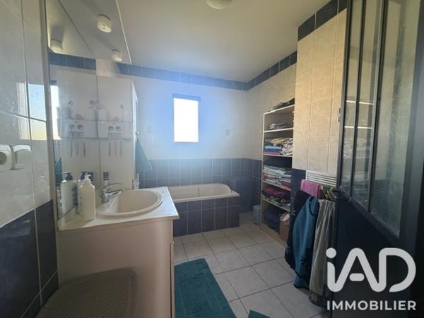 Maison à vendre 4 pièces 105 m² Brion-près-Thouet