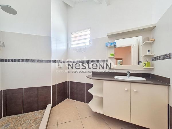 A VENDRE MAISON F4 RECENTE A SAINTE-MARGUERITE AU MOULE