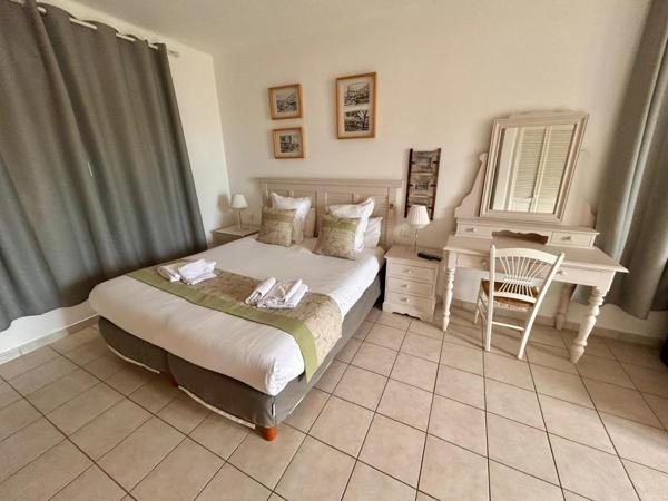 Maison à GASSIN, 83580 - 6 pièces 200m²