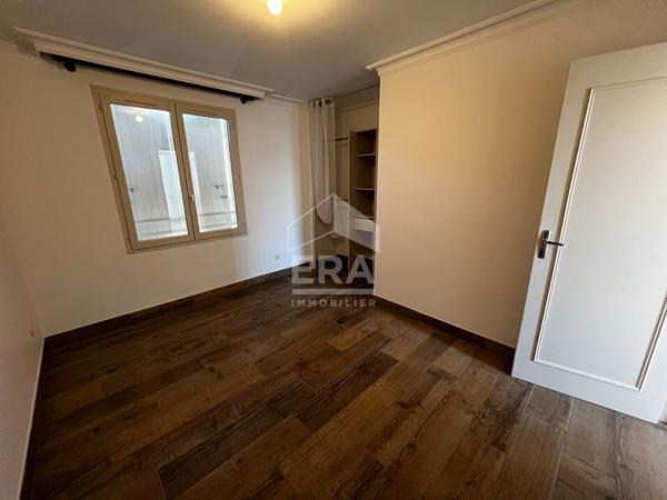 A LOUER Entraigues Sur La Sorgue 5 pièce(s) 103 m²