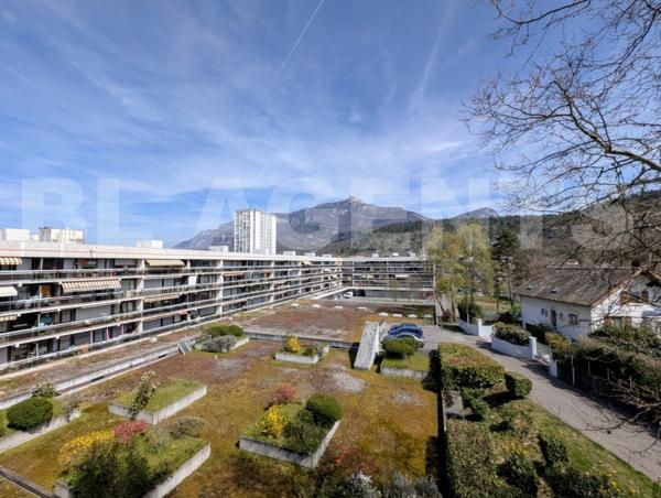 T4 traversant avec balcons et garage en dernier étage (négociable)