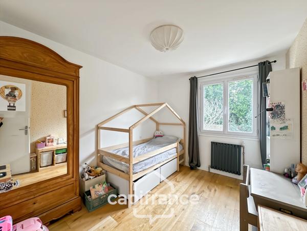 Maison rénovée de 102 m² avec sous-sol aménageable et jardin, quartier Rompsay – Périgny