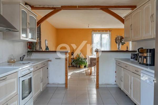 Maison familiale 115 m² sur 820 m² + potentiel terrain attenant