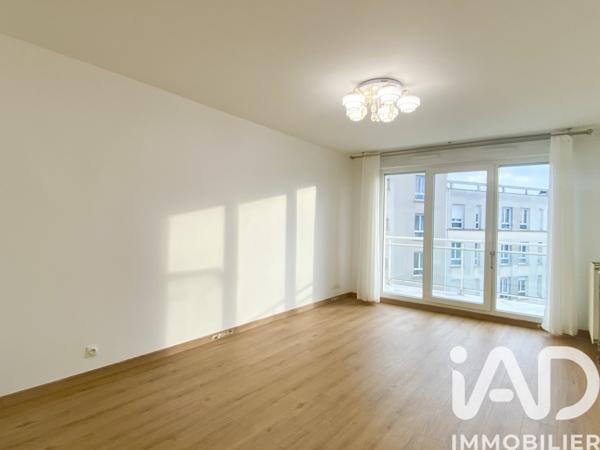 Location appartement 3 pièces 62 m² Aubervilliers
