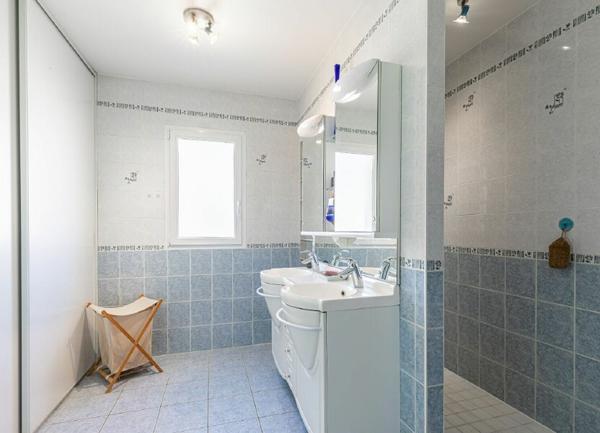 Maison à vendre    4 pièces •  Bourcefranc-le-Chapus