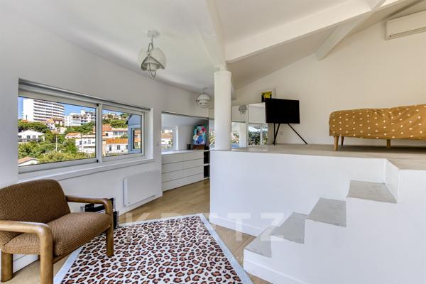 Marseille 7è Roucas Blanc - maison d'architecte avec piscine