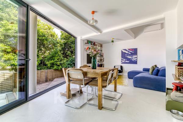 Marseille 7è Roucas Blanc - maison d'architecte avec piscine