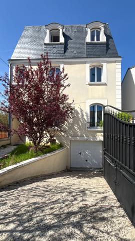 Sartrouville - Les Dix Arpents - Maison 8 pièces 170 m2 €990 000 ** - Référence 9441