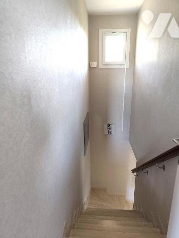 A vendre sur la commune de LONS LE SAUNIER maison de 215m² 