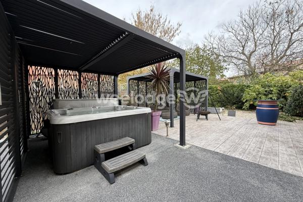 Maison à vendre 6 pièces de 206,76 m² à Cornebarrieu