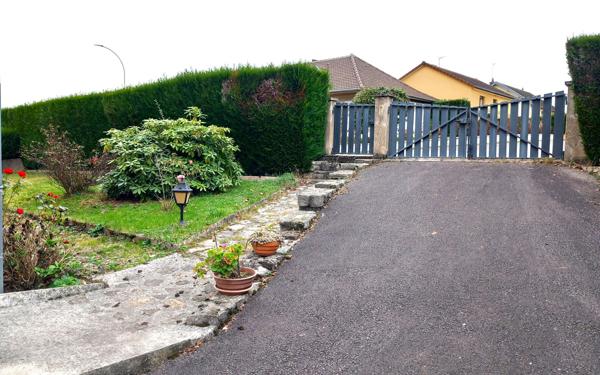 Maison à vendre    5 pièces •  Blanzy