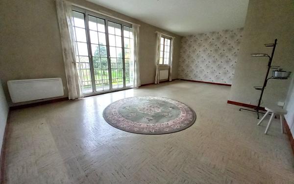 Maison à vendre    5 pièces •  Blanzy