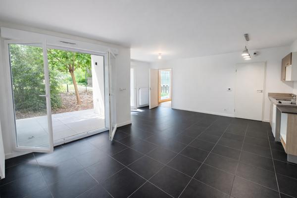Appartement TASSIN LA DEMI LUNE 52.96 m²