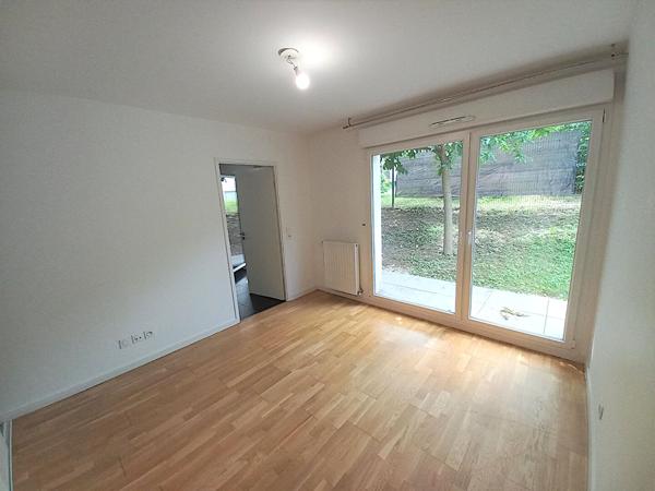 Appartement TASSIN LA DEMI LUNE 52.96 m²