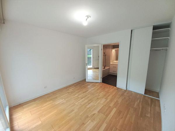 Appartement TASSIN LA DEMI LUNE 52.96 m²