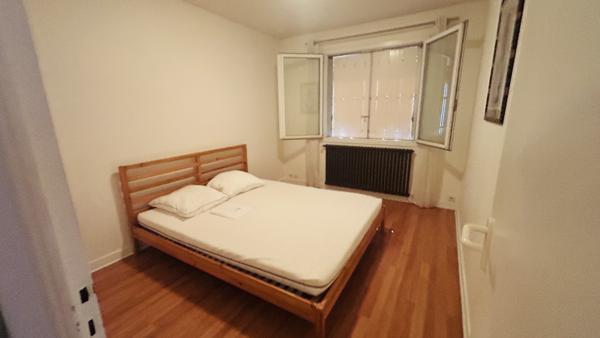 Immeuble
         18 pièces
        - 500 m² 2 595 000 € *