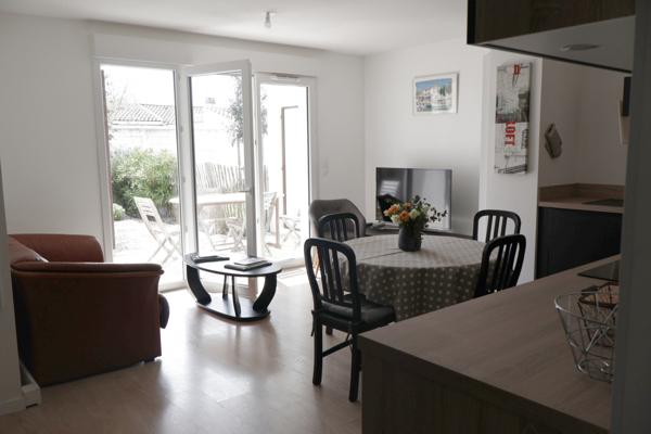 Aytré, T3 avec grand extérieur et garages