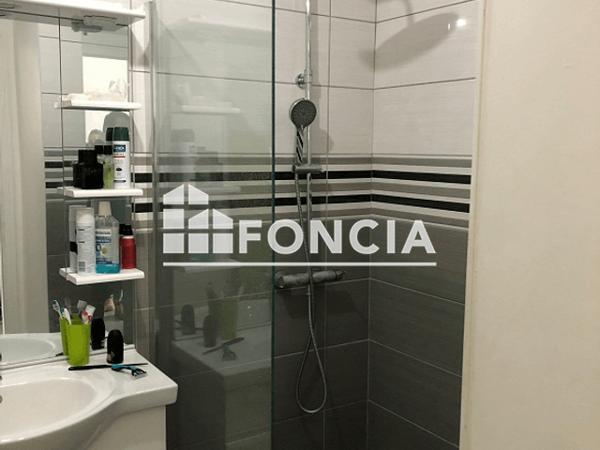 Location Appartement 2 pièces 33.24 m² - 74 RUE DE LA TERRAUDIERE Niort 79000
