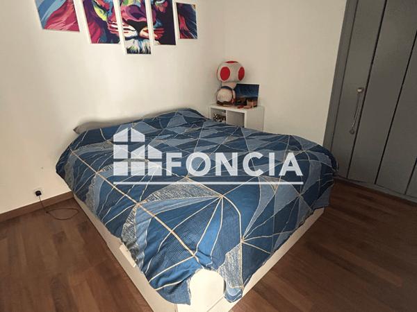 Location Appartement 2 pièces 33.24 m² - 74 RUE DE LA TERRAUDIERE Niort 79000