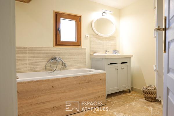 Maison de charme et gîtes au coeur des crus, entre Beaujolais et Bourgogne du Sud