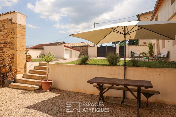 Maison de charme et gîtes au coeur des crus, entre Beaujolais et Bourgogne du Sud