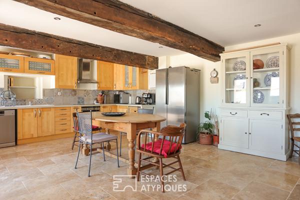 Maison de charme et gîtes au coeur des crus, entre Beaujolais et Bourgogne du Sud